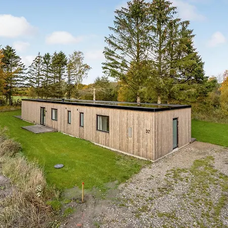 3 Bedroom Cozy Home In Glesborg