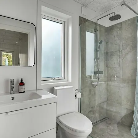 3 Bedroom Cozy Home In Glesborg Glesborg